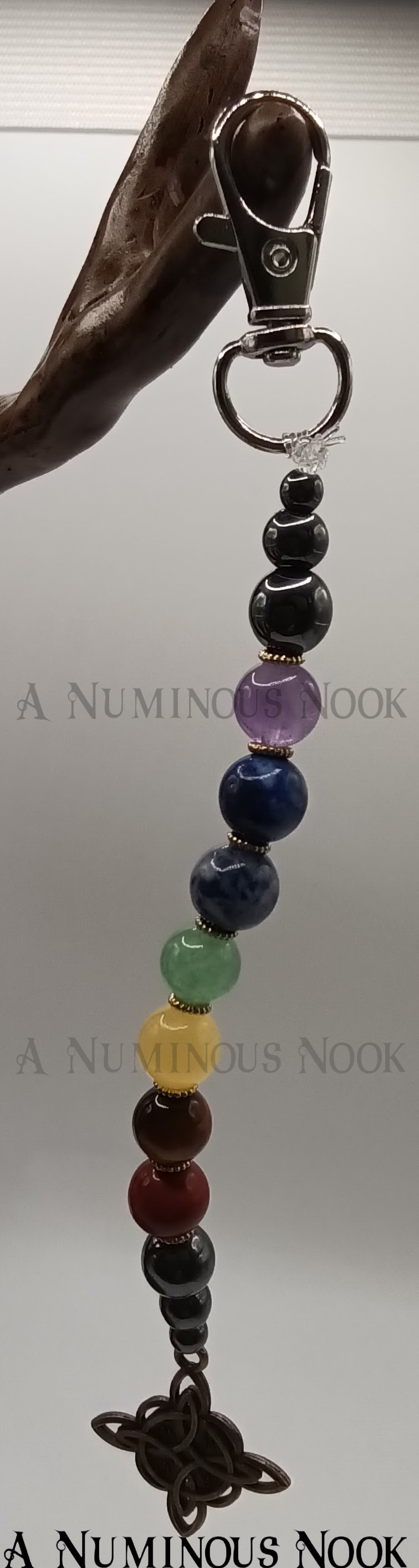 Celtic witches knot chakra clip