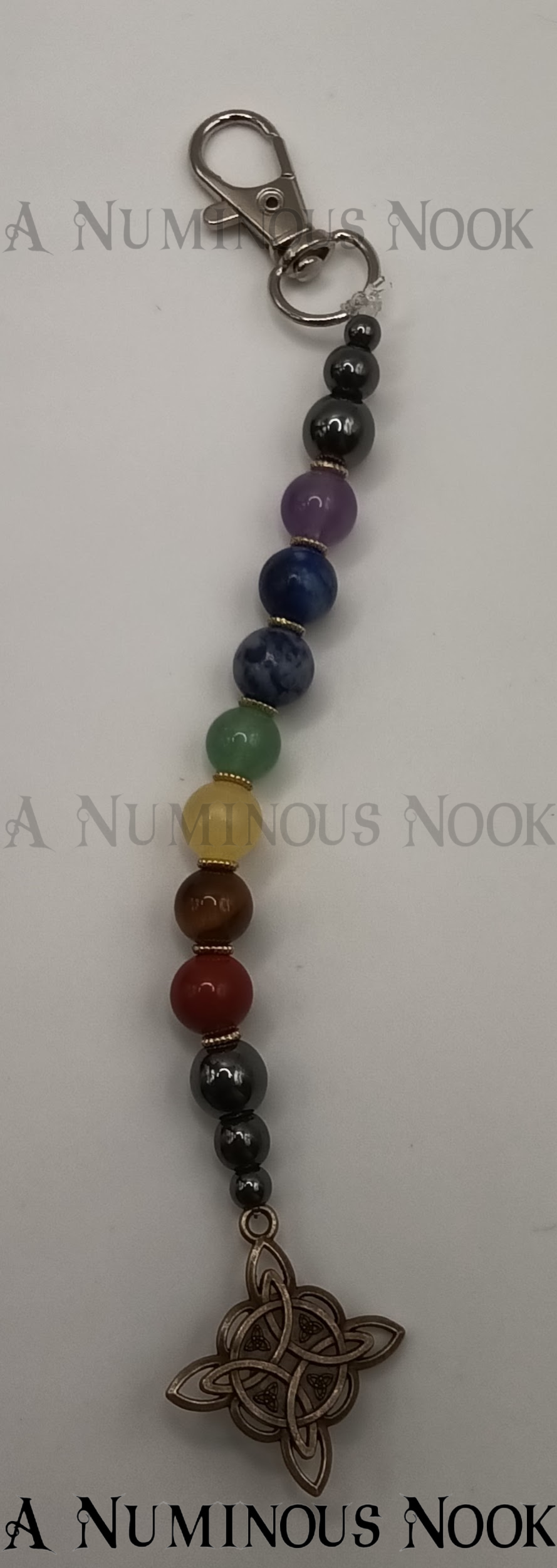 Celtic witches knot chakra clip
