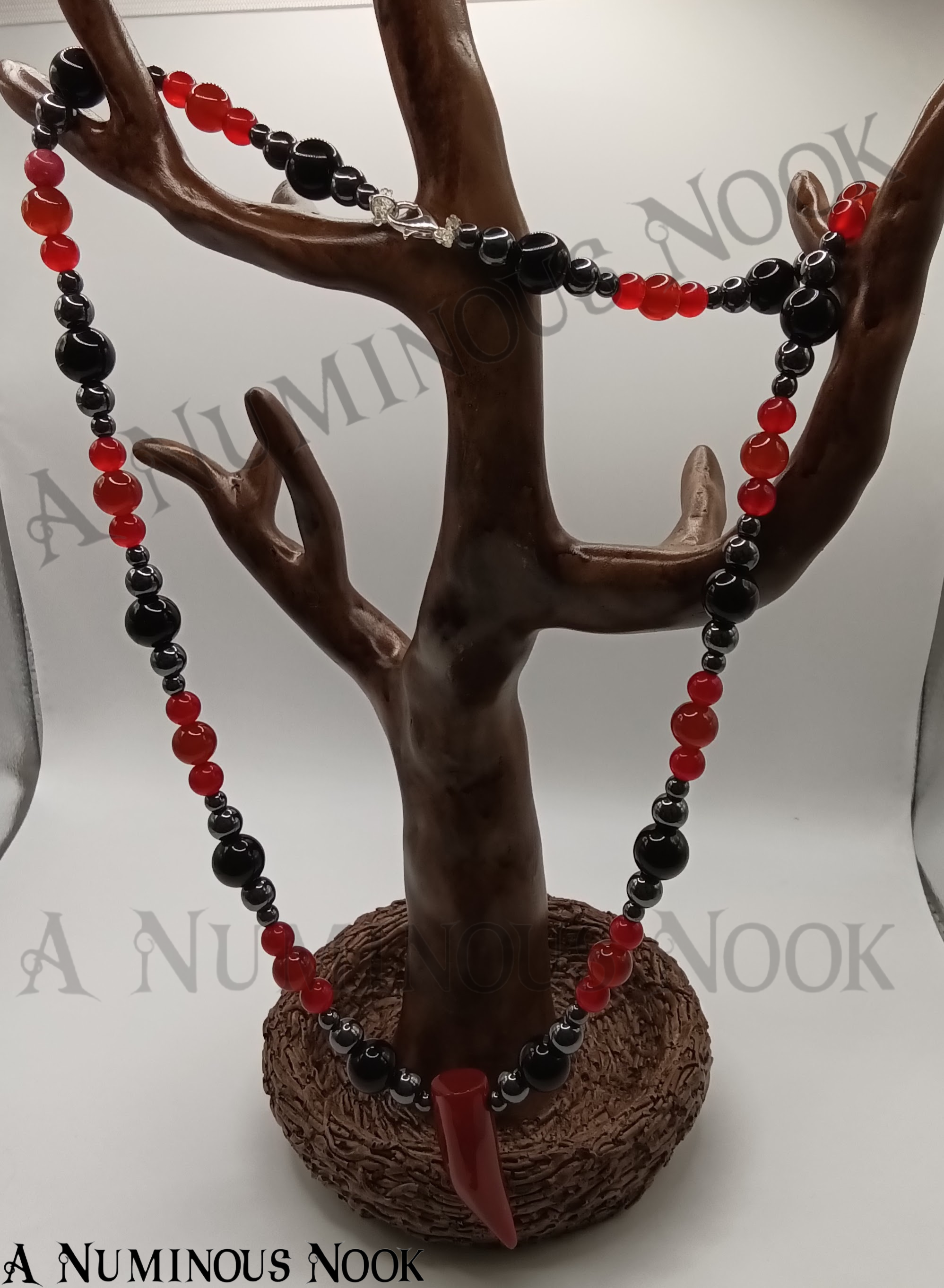 Carnelian, onyx, and hematite necklace